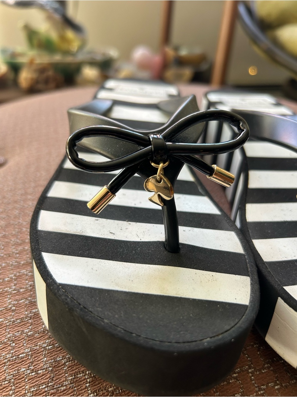 Kate Spade Flip Flops - Picture 4 of 6